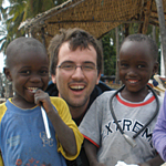 E ganador del concurso de clipmetrajes con dos niños en Senegal
