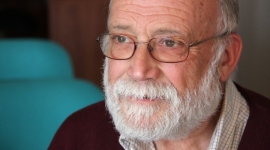 Arcadi Oliveres: “La pobreza existe por las relaciones internacionales injustas”